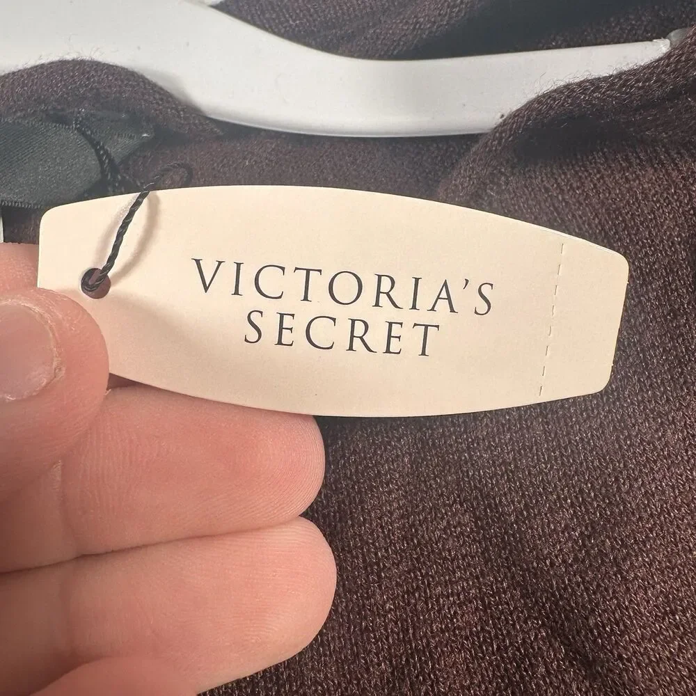 Body by Victoria Victoria’s Secret Women’s Large NWT Brown Long Sleeve Top